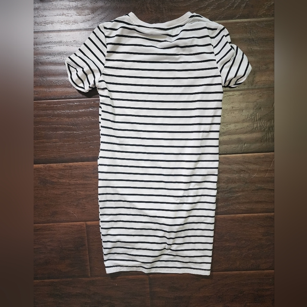 Shein Girls Long Tee Front Knot Striped Top 9Y - Picture 2 of 5